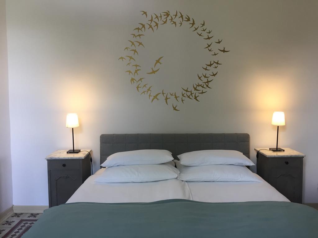 Mas De Mariette Bed & Breakfast Noves Екстериор снимка